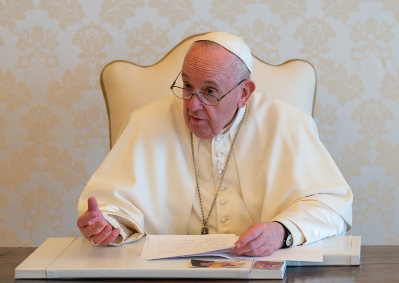 Papa podržao odricanje od intelektualnog vlasništva nad cjepivima