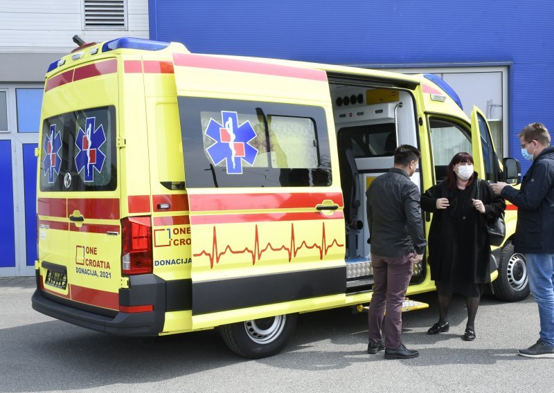 One Croatia ujedinila Hrvate u svijetu; nakon potresa u Sisak poslali uređaj za anesteziju, transportni respirator, zaštitne jakne...