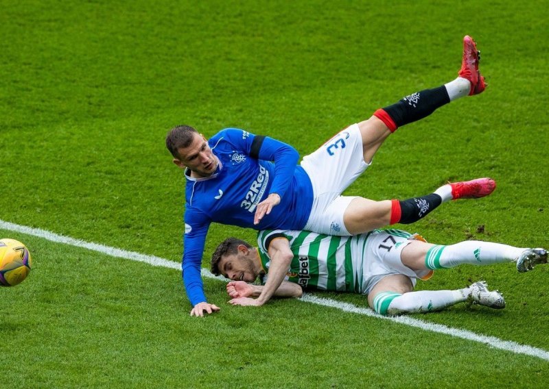 Glasgow Rangersi u najvećem derbiju škotskog nogometa deklasirali Celtic, ali nas puno više brine ozljeda Borne Barišića