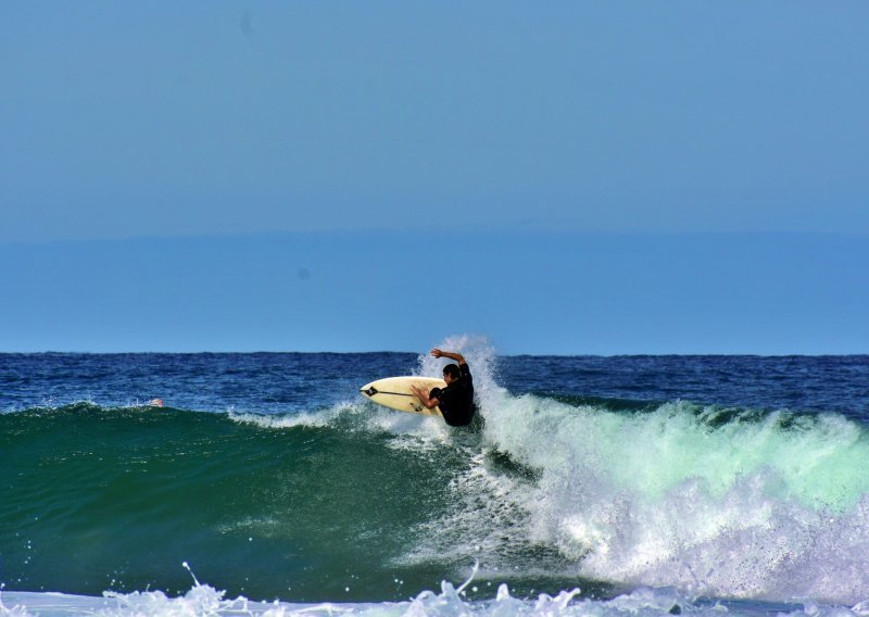 Surfer umro nakon napada morskog psa na australskoj istočnoj obali