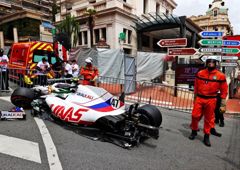 [FOTO] Mick Schumacher razbio se u zadnjim sekundama treninga na stazi u Monte Carlu; iz momčadi izvijestili javnost koliko je ozbiljna situacija
