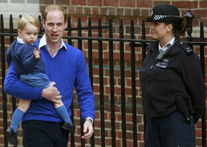 Princ William sa sinom posjetio Kate Middleton