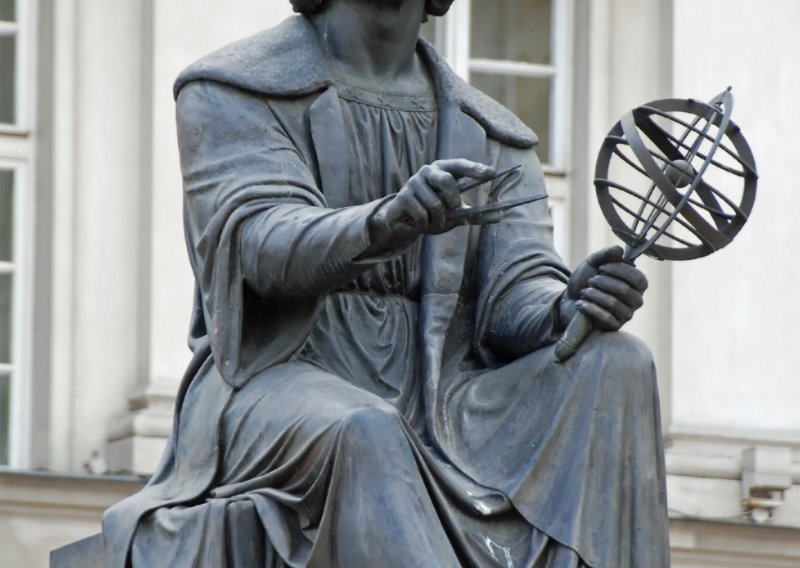 'Heretik' Kopernik pokopan kao heroj u katedrali