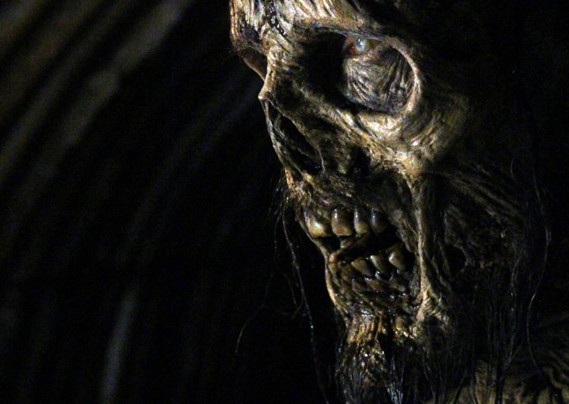 Znamo kako nastaje maska zombija iz serije 'Walking Dead'