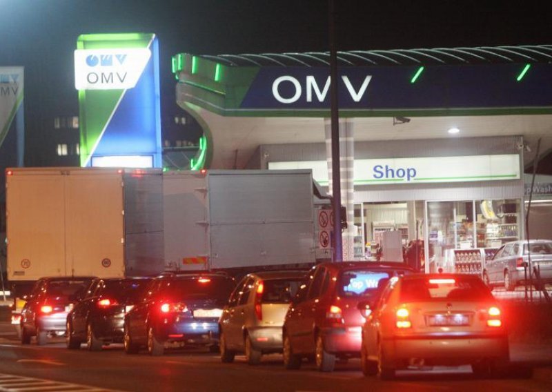 Kamion pokosio dva muškarca kod OMV-a u Dugopolju