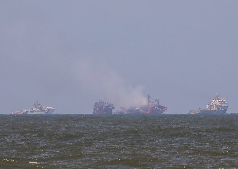 Dvojica pomorca ubijena u napadu na izraelski tanker kod Omana