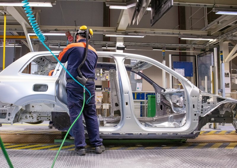 Volvo zatvara tvornice zbog nedostatka dijelova