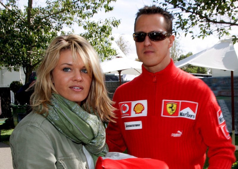 Sad je jasno gdje će Michael Schumacher nastaviti oporavak; sele ga u toplije krajeve jer je njegova supruga prodala vilu u Švicarskoj