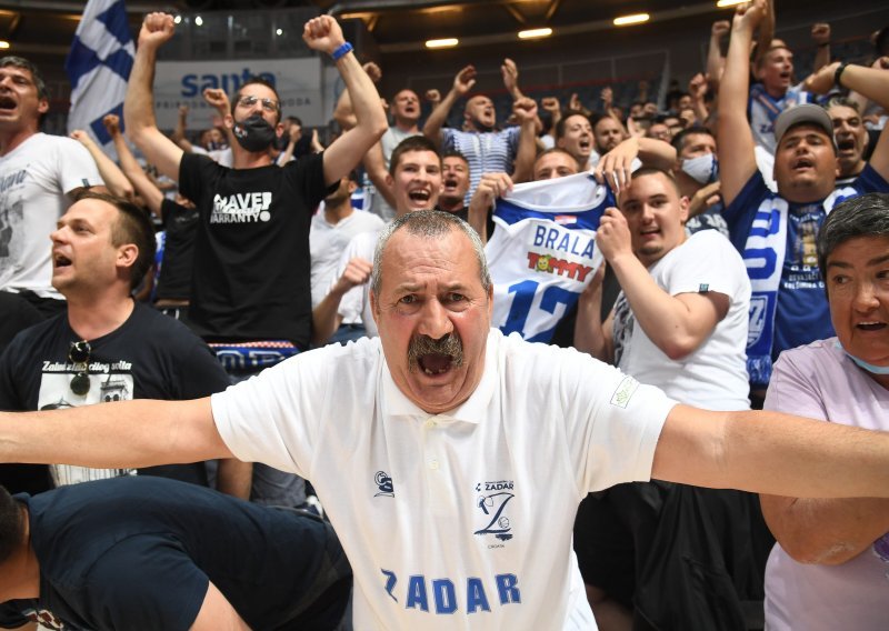 Niti jedna novooboljela osoba u Zadarskoj županiji ne povezuje se s košarkaškom utakmicom