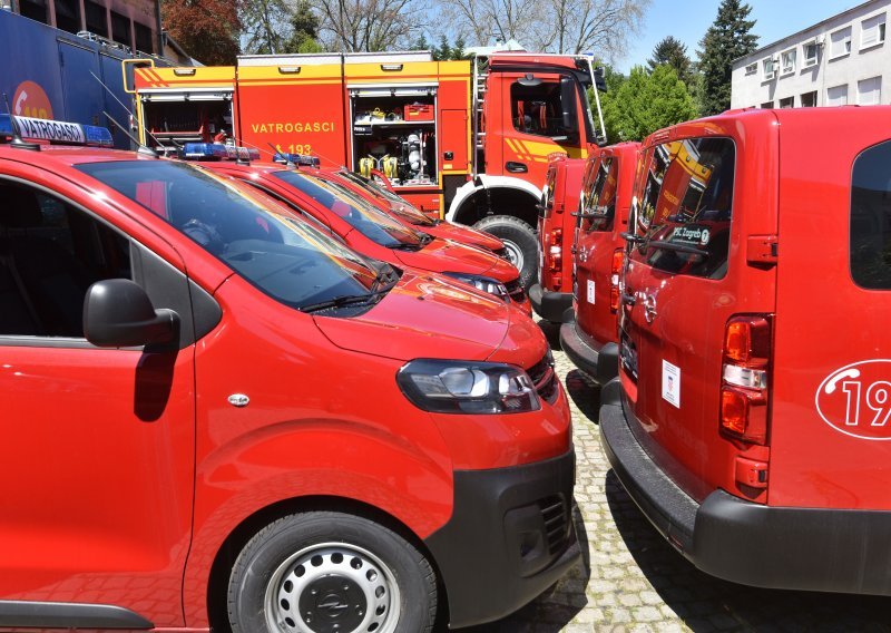 Vatrogasci spremni za protupožarnu sezonu: Od vatre će štiti 3116 vatrogasnih vozila prosječne starosti 23,58 godina