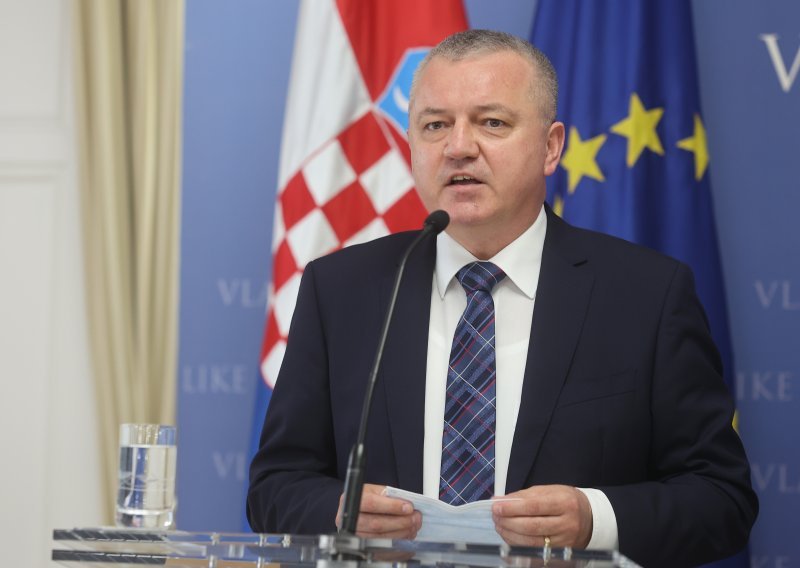 Ministar Horvat: 'Mi radimo pripremu, dovršavamo legalizaciju, preuzeli smo težak krimen rješavanja imovinsko-pravnih odnosa'