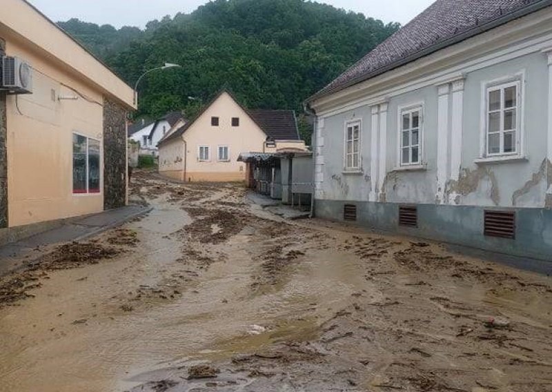 Nevrijeme na području Požege: Nabujali potoci se izlili i zaprijetili naseljima