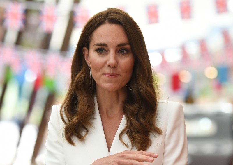 Kate Middleton u bijelom: Jednim je detaljem još jednom odala počast princezi Diani