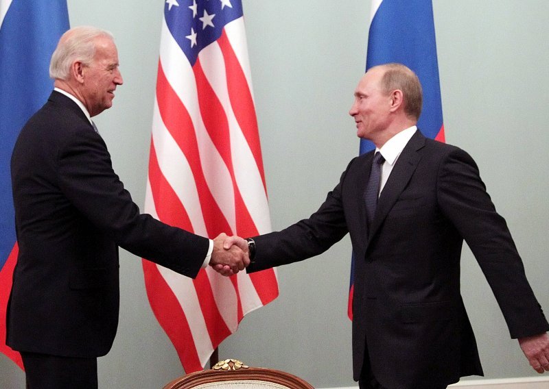 Biden će nakon samita s Putinom održati samostalnu konferenciju za novinare