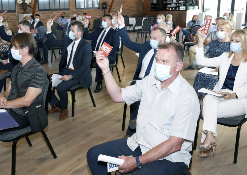 Konstituirano Gradsko vijeće u Sisku, SDP ostvario većinu uz potporu nezavisnih vijećnika