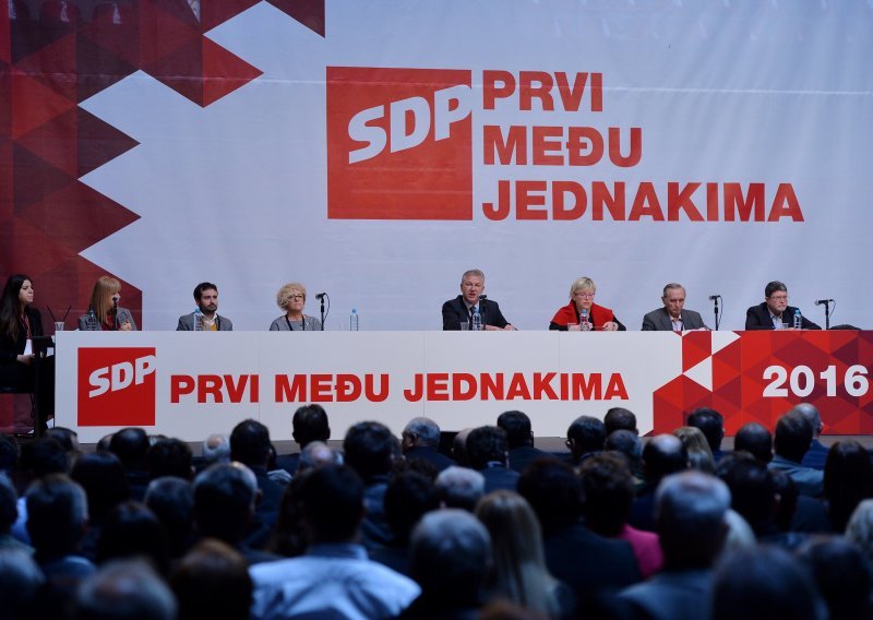 Raspuštena karlovačka gradska organizacija SDP-a