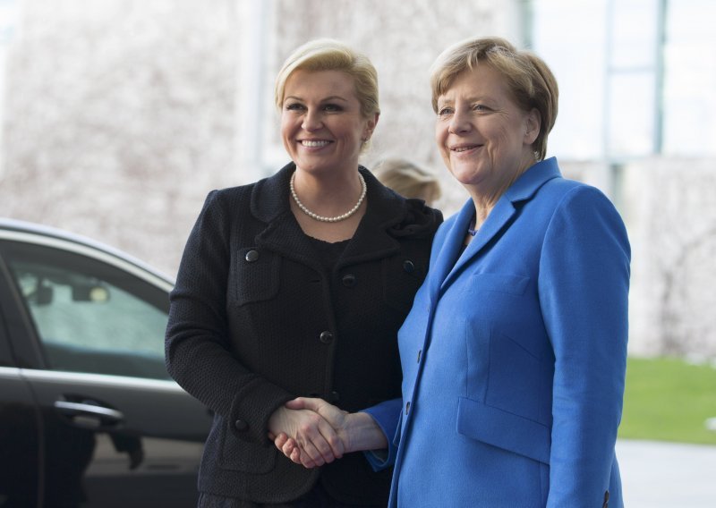 Merkel i Grabar Kitarović složne: Humanitarna pomoć ne funkcionira