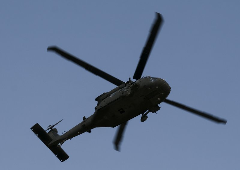Na Filipinima pao 'Black hawk', poginulo svih šest osoba u helikopteru