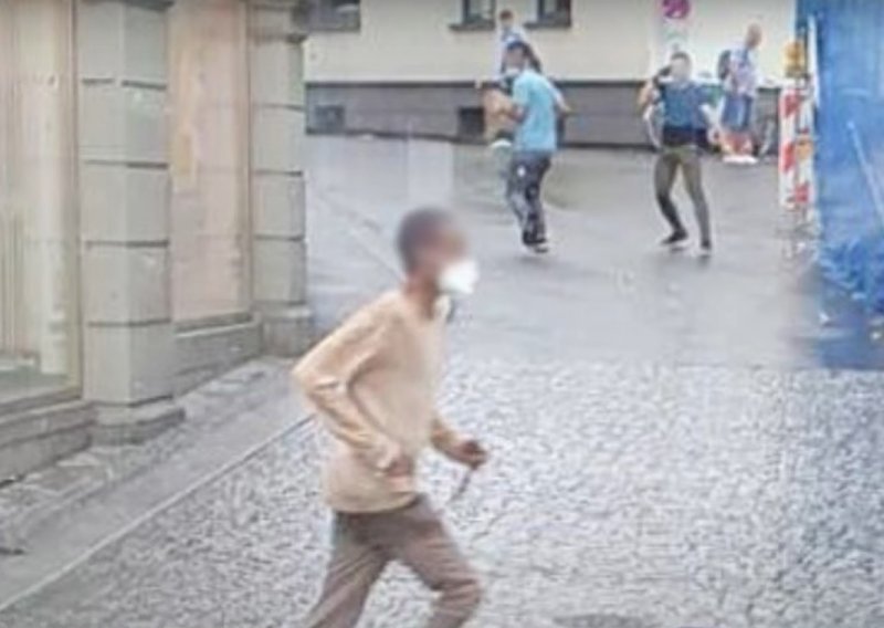 [VIDEO] Najmanje troje mrtvih i šestero ozlijeđenih u napadu nožem u Njemačkoj