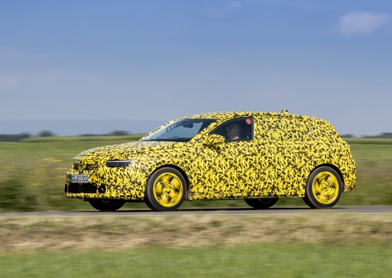 [FOTO/VIDEO] Nova generacija Opel Astre prolazi završna ispitivanja: Uskoro stiže 11. generacija