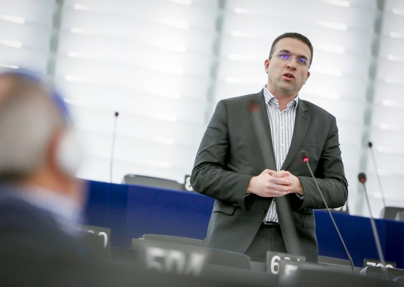Tomislav Sokol imenovan izvjestiteljem europskih pučana za novu Direktivu o potrošačkim kreditima