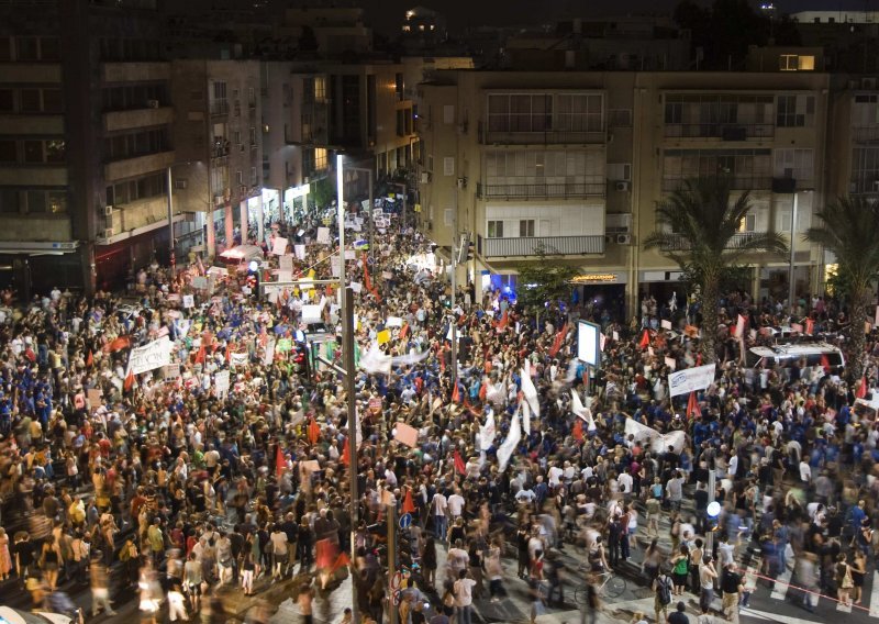 Više od 20.000 prosvjednika u Tel Avivu