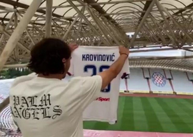 [VIDEO] Filip Krovinović potpisao za Hajduk; poznati su detalji ugovora te koji će broj nositi na dresu, a on je poručio: Nije u šoldima sve...