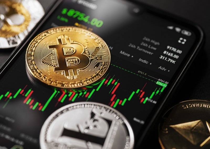 Cijelo tržište kriptovaluta podivljalo, vrijednost bitcoina prvi put u šest tjedana probila 39.000 dolara