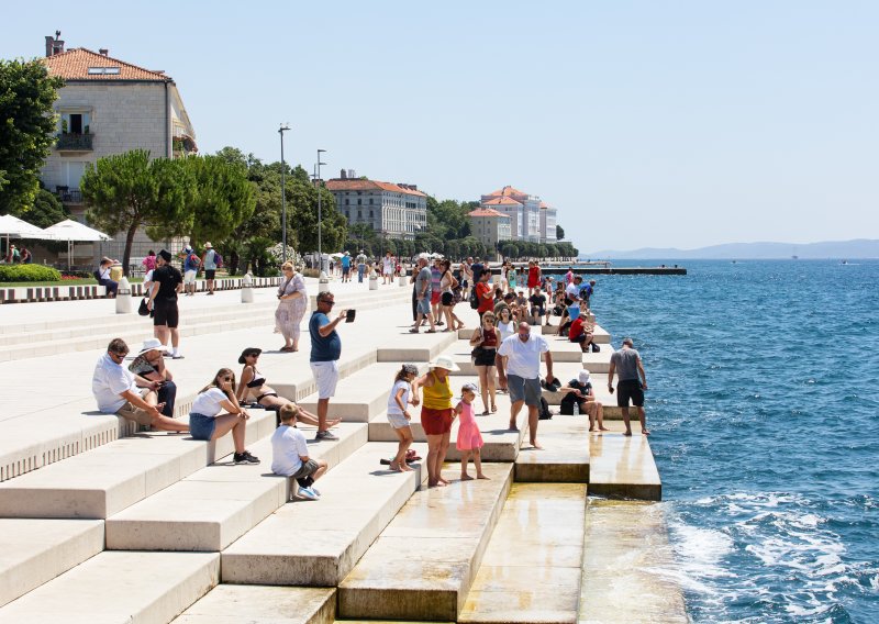U Hrvatskoj se odmara više od milijun gostiju, Brnjac: Još smo u razdoblju s najvećim priljevom turista u godini, ostanimo i dalje odgovorni