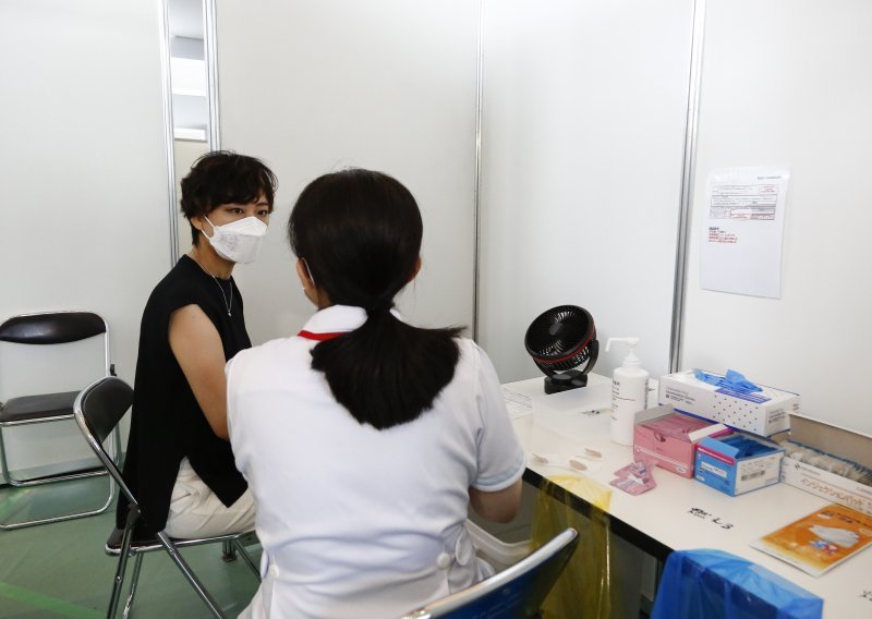Dnevni broj zaraženih u Japanu prvi put prešao 10.000, rekord u Tokiju