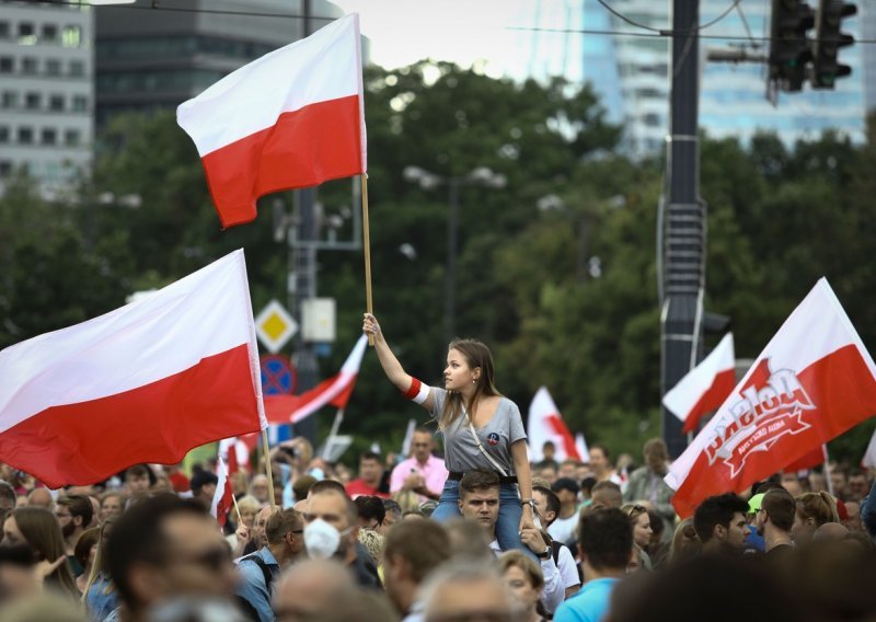 Poljska tvrdi da joj se Bjelorusija zbog azila atletičarki osvećuje slanjem ilegalnih migranata