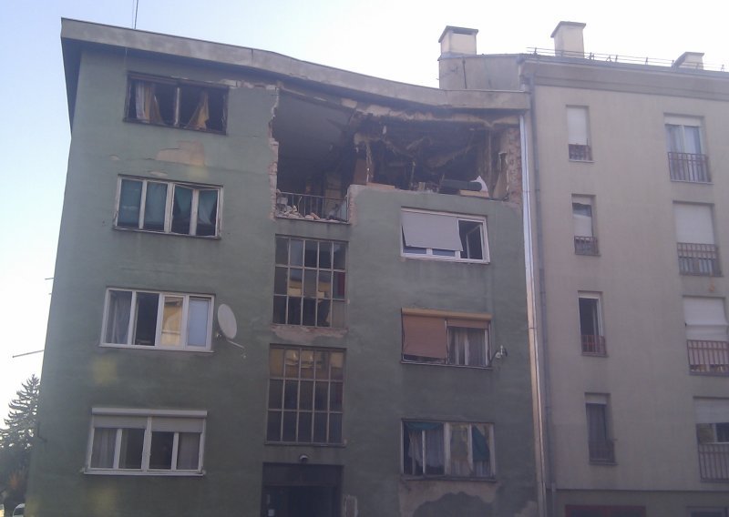 Stan odletio u zrak, uništen kat zgrade u Karlovcu