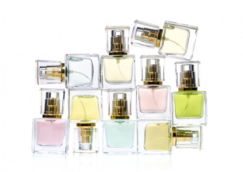 Evo kako možete produljiti život omiljenom parfemu