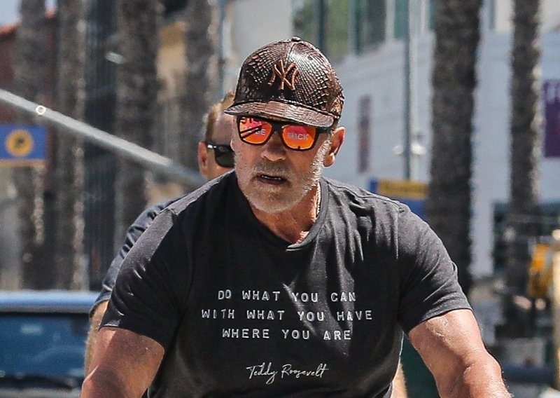 Schwarzenegger se obrušio na protivnike nošenja maski: 'Zaje**te svoju slobodu! Cijepite se, nosite maske i poštujte socijalno distanciranje'