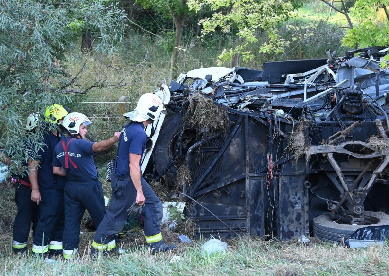 Autobus u kojemu je u Mađarskoj poginulo osmero putnika vraćao se iz Hrvatske