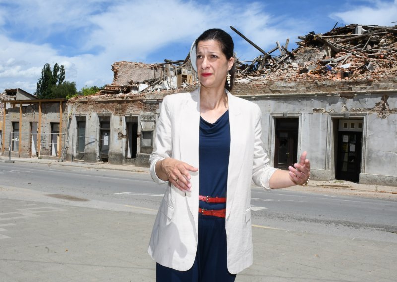 Gradonačelnica Petrinje: Pravo je čudo da nije bilo dodatnih urušavanja ni ljudskih stradanja