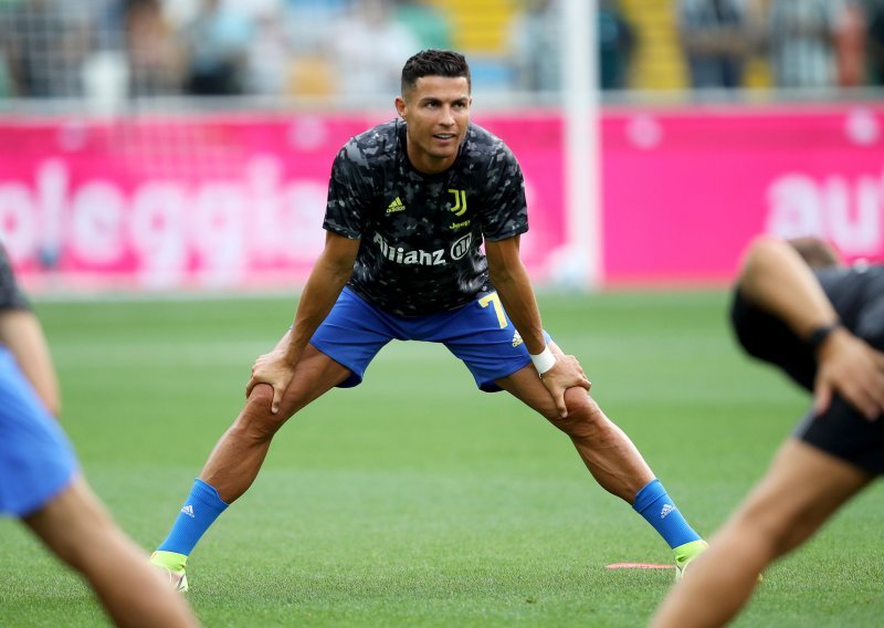 Cristiano Ronaldo ušao tek zadnjih pola sata i pokrenuo glasine o odlasku iz Juventusa; ubrzo su se o svemu oglasili i trener Allegri i potpredsjednik Nedved