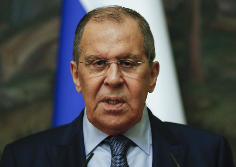 Lavrov: Rusija poziva SAD da bude 'aktivniji' u obnovi nuklearnog ugovora s Iranom