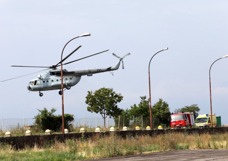 Pripadnik HV-a helikopterom prevezen na nastavak liječenja iz Italije u Hrvatsku