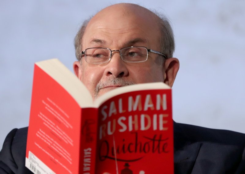 Neobičan potez jednog od najnagrađivanijih pisaca današnjice - svoju novu knjigu Salman Rushdie objavit će preko newslettera: ‘Zagrizao sam mamac i što bude, bit će’