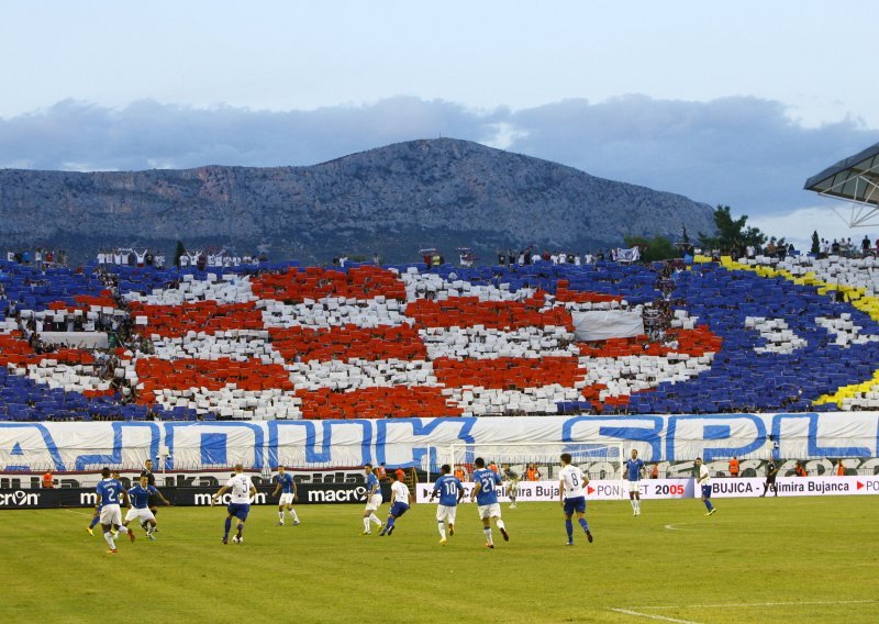 Branit ćemo Naš Hajduk  na tribinama i na ulici!