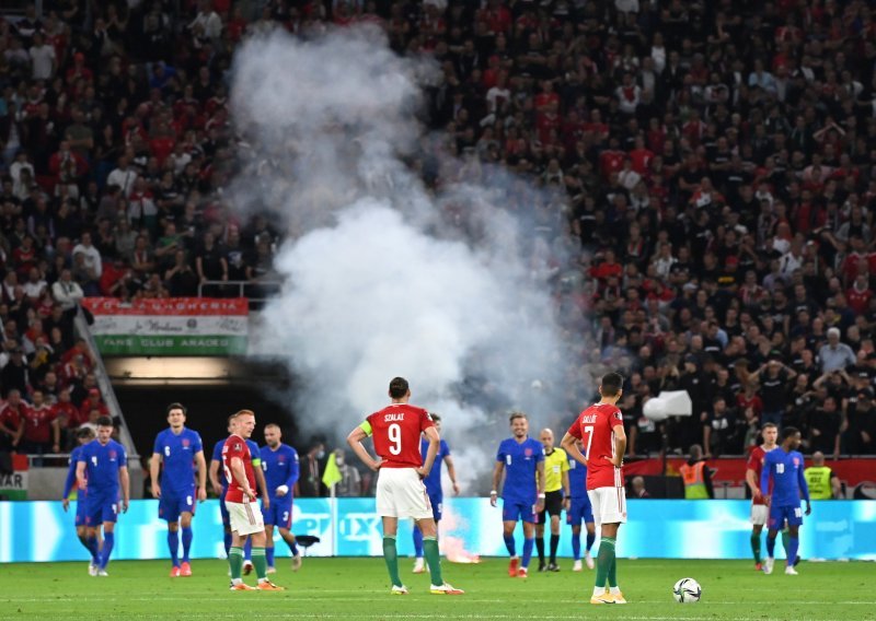 Fifa bez milosti kaznila Mađarsku zbog onoga što se događalo na kvalifikacijskoj utakmci u Budimpešti protiv Engleza