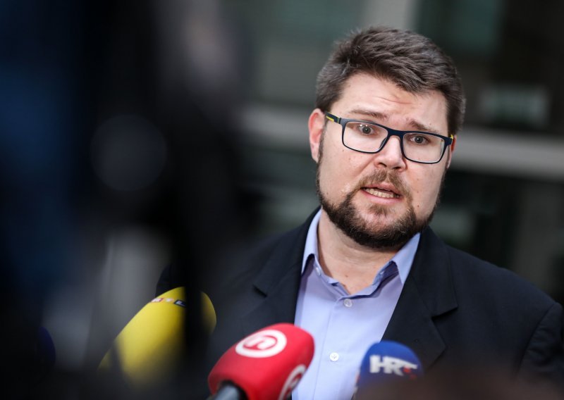 Grbin: Ne želim izbaciti 18 saborskih zastupnika SDP-a iz stranke, ali i to je na stolu