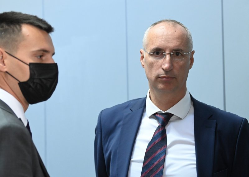 Ivica Puljak: Neću izgubiti obraz i neću pristati na trgovinu firmama