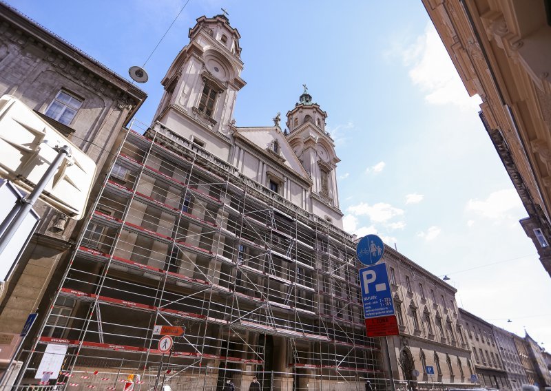 [FOTO/VIDEO] Danas će u centru Zagreba biti miniran dio crkve oštećene u potresu, iz Grada poslano upozorenje