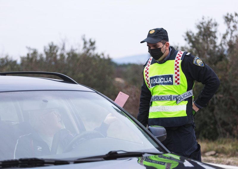 Policija presretačem kod Varaždina ulovila dvoje neodgovornih vozača, a kod jednog su otkrili i tablete ecstasyja