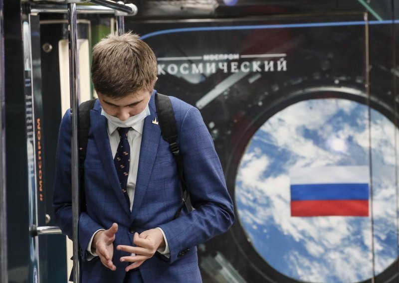 Pogledajte u kameru i otvaraju vam se vrata: Ovako se odsad putuje u moskovskom metrou