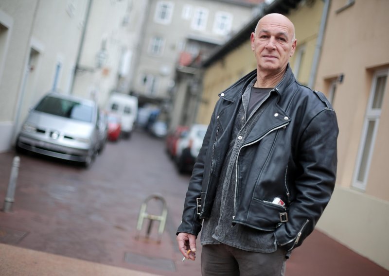 Borivoj Radaković, autor kultnog romana 'Sjaj epohe', večeras u Zagrebu predstavlja svoju novu knjigu