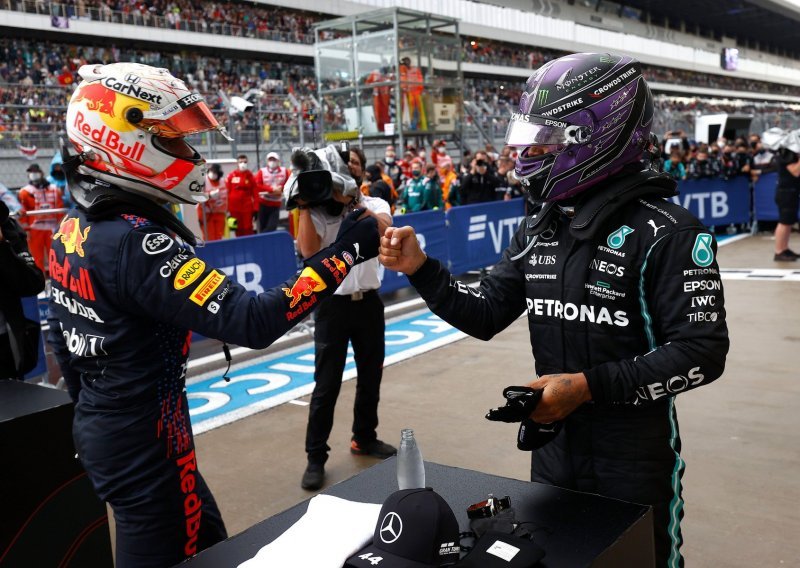 Šef Red Bulla ne može ni jedan tjedan bez izjava o aktualnom prvaku i Mercedesu: 'Hamilton to još nije doživio kroz svoju karijeru'