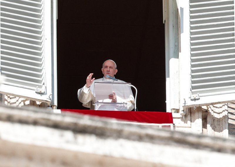 Papa Franjo: Ne vraćajte migrante u nesigurne zemlje